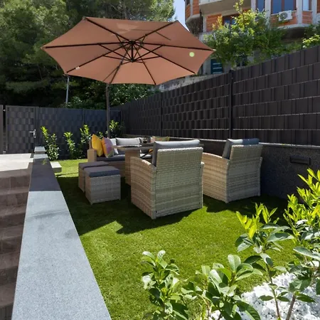 New Modern Apartment In Podstrana With Garden And Jacuzzi Exterior foto